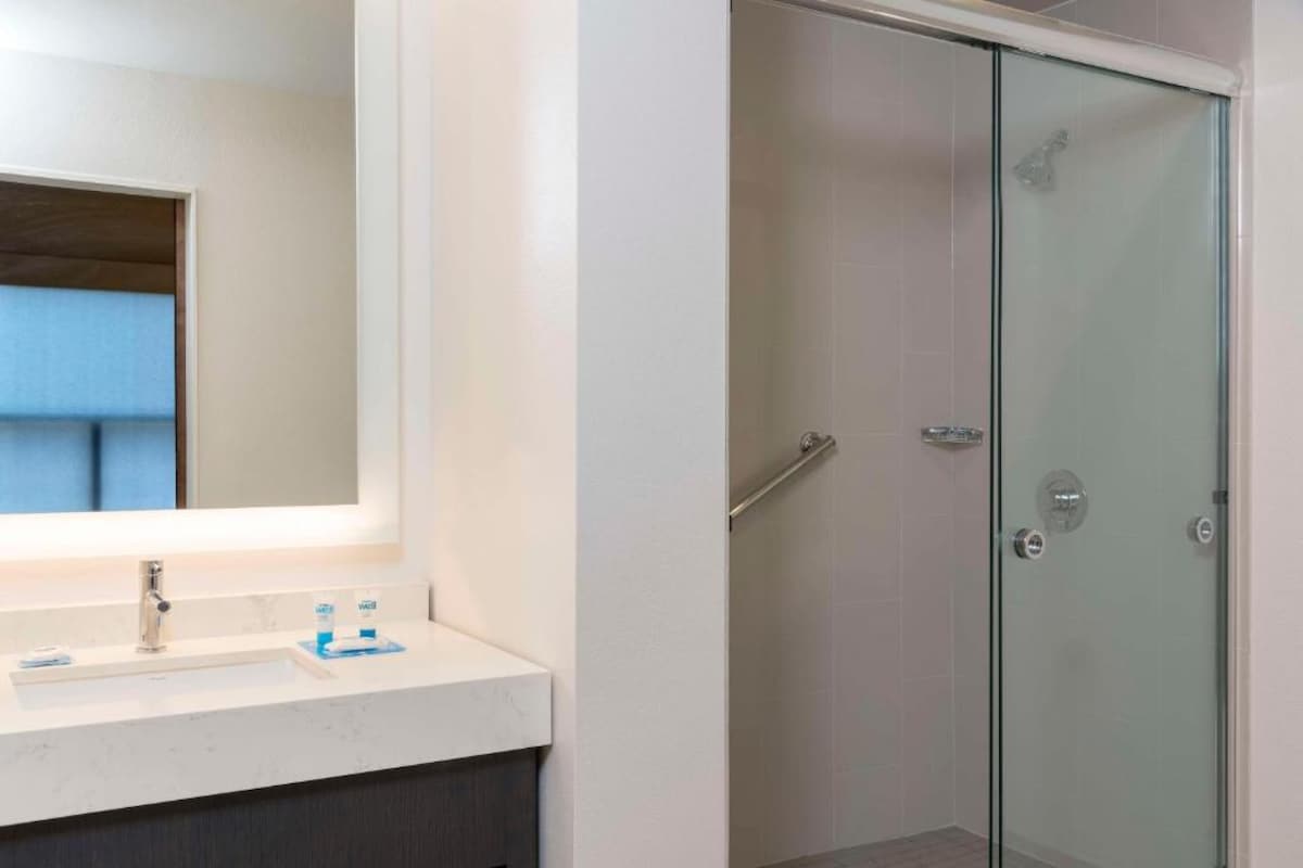 Steps From Downtown | Free Breakfast & Pool