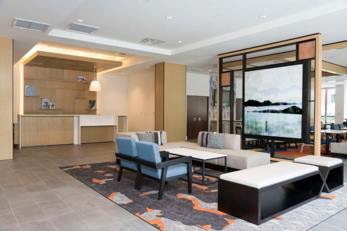 Steps From Downtown | Free Breakfast & Pool