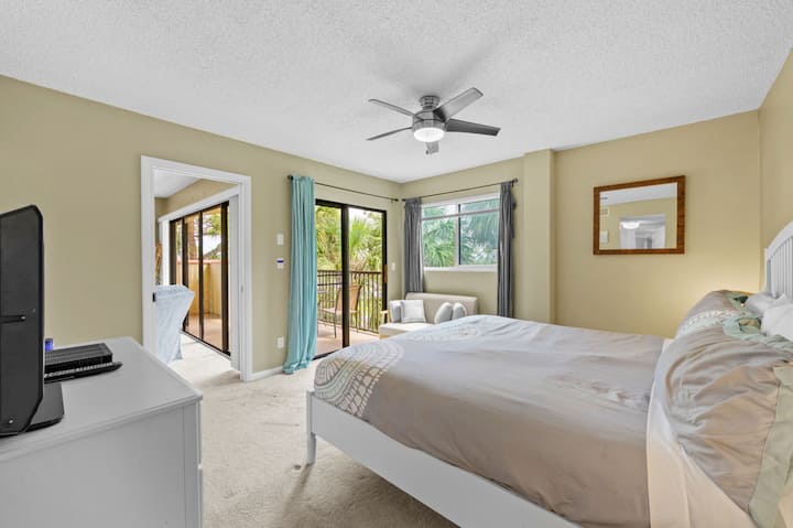 13-web-or-mls-7537 Bayshore Dr # 302 -31