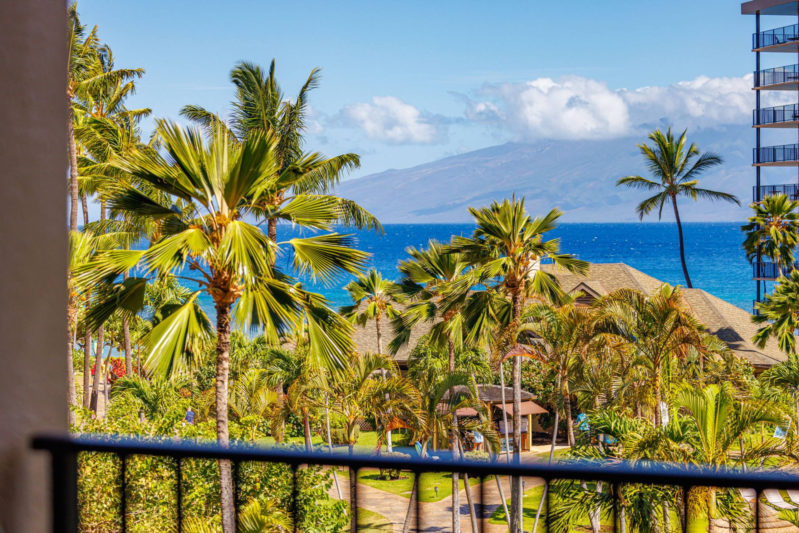 Condo in Lahaina · ★5.0 · 1 bedroom · 2 beds · 1 bath - Image 20