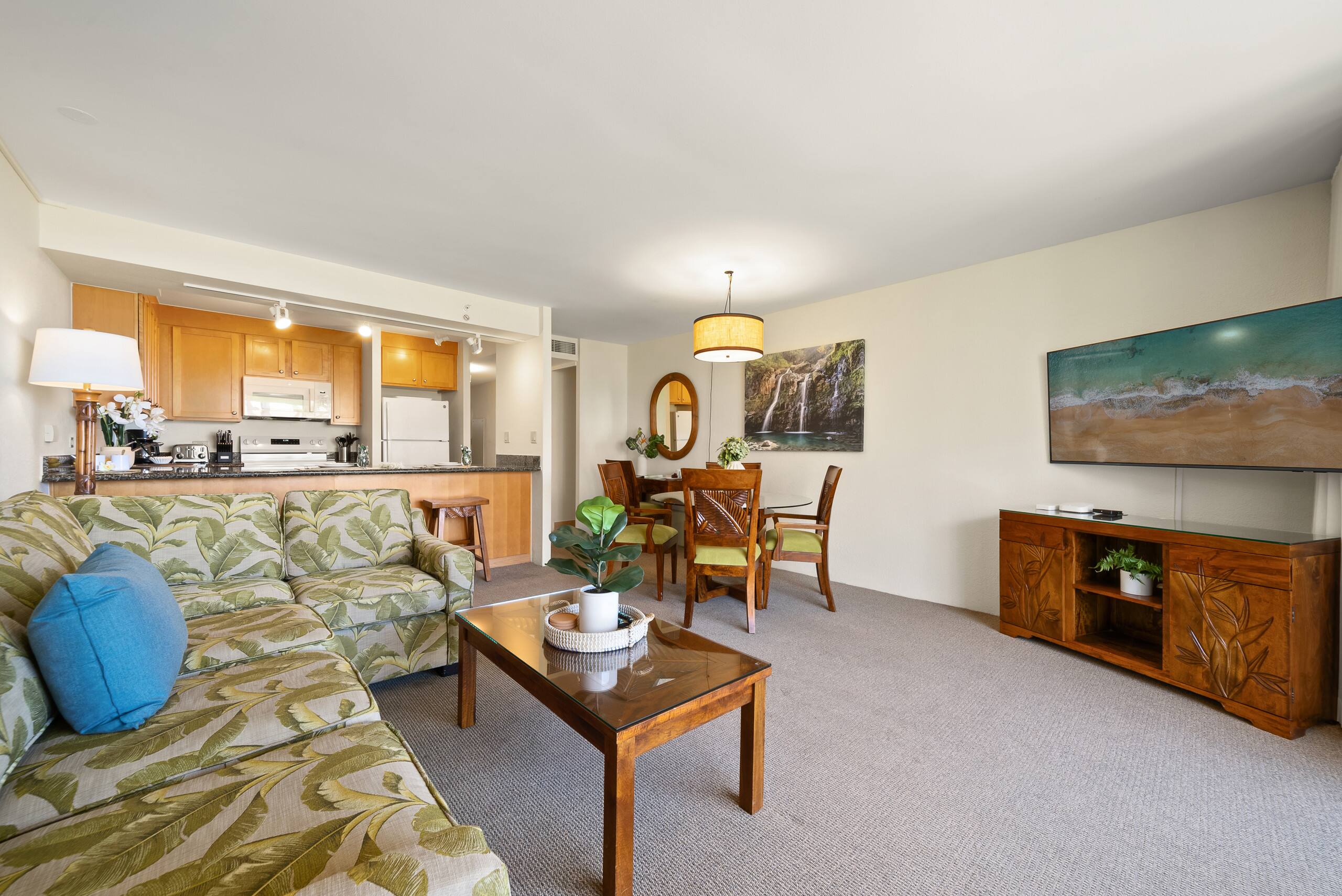 Condo in Lahaina · ★5.0 · 1 bedroom · 2 beds · 1 bath - Image 6