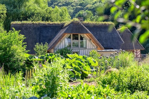The cottages of the Manor