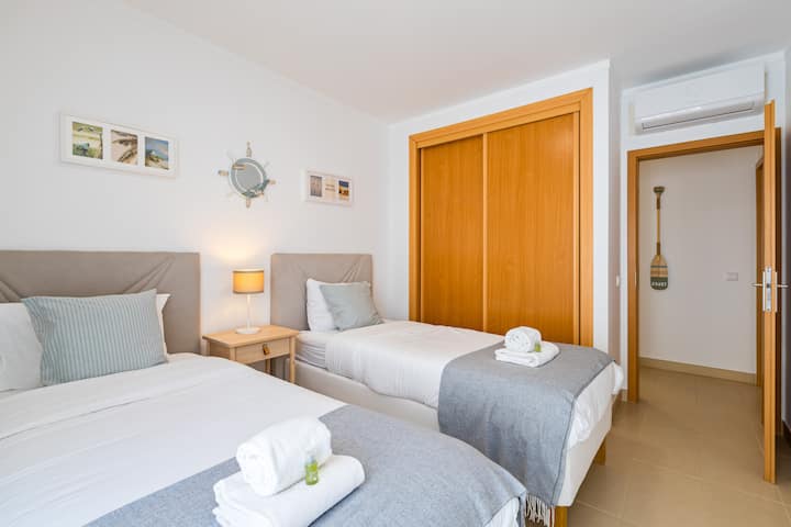 2-bed Cabanas: Pool & Garage - Tavira