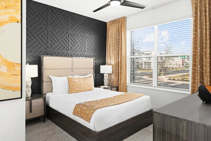 Vilë me 5 dhoma gjumi - Dhoma e gjumit 1 - Krevat dopio "queen"