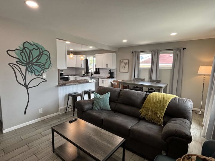 Awesome Two Bedroom Family Upper Unit In Denver - ウェストミンスター, CO