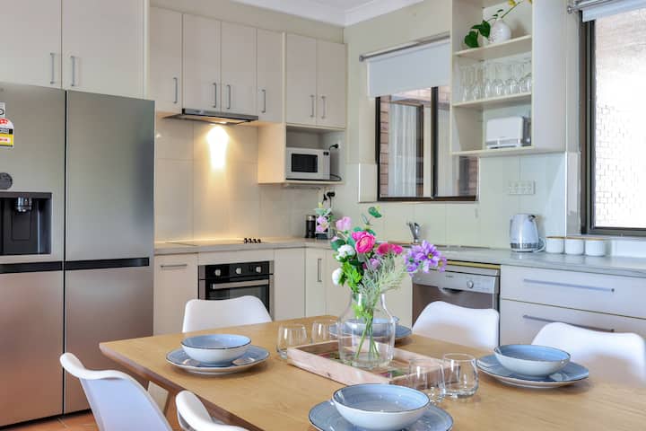 Ocean Vista | Nightcliff Foreshore Apartment - Darwin