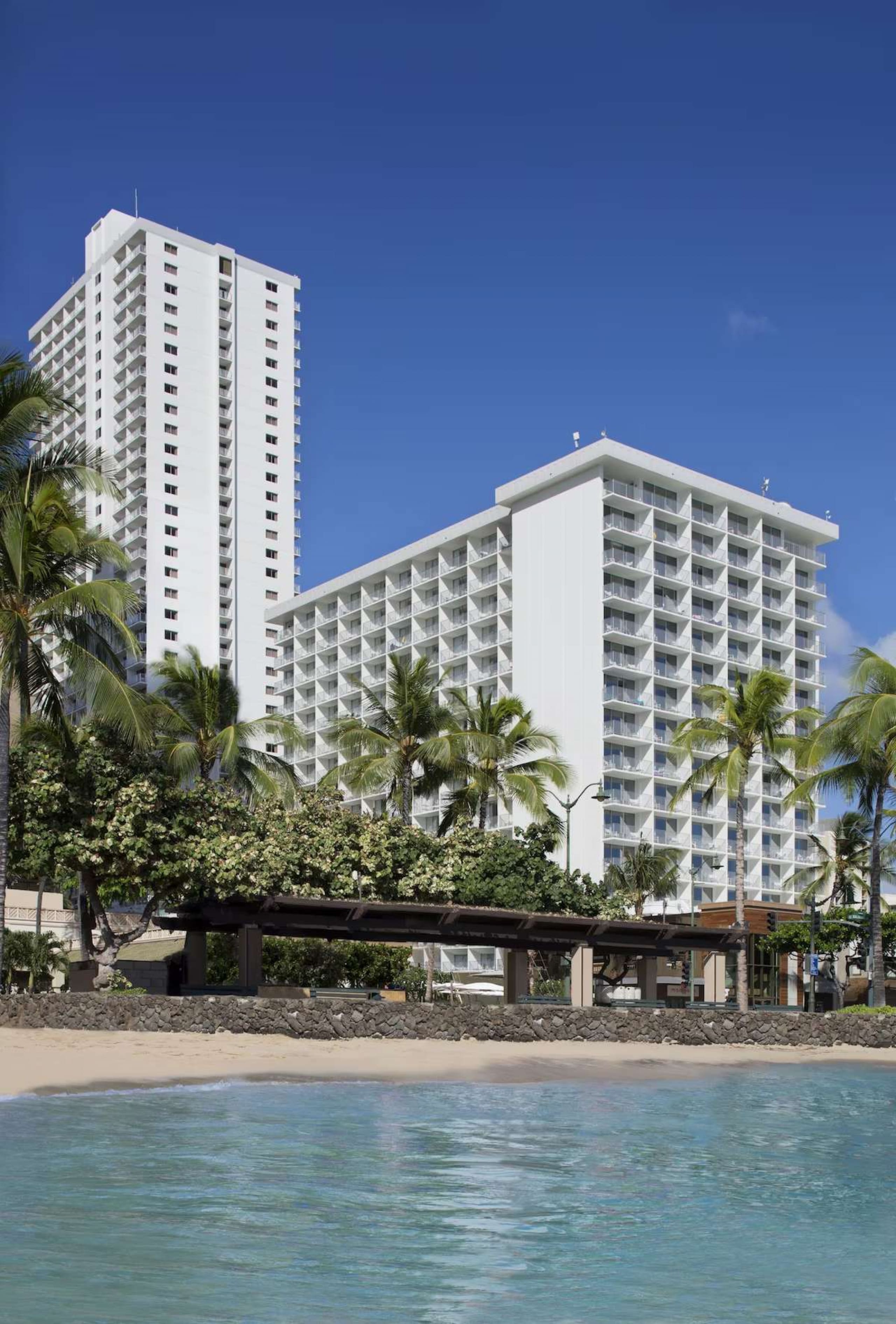 Hotel in Honolulu · ★4.65 · 1 bedroom · 2 beds · 1 private bath - Image 11