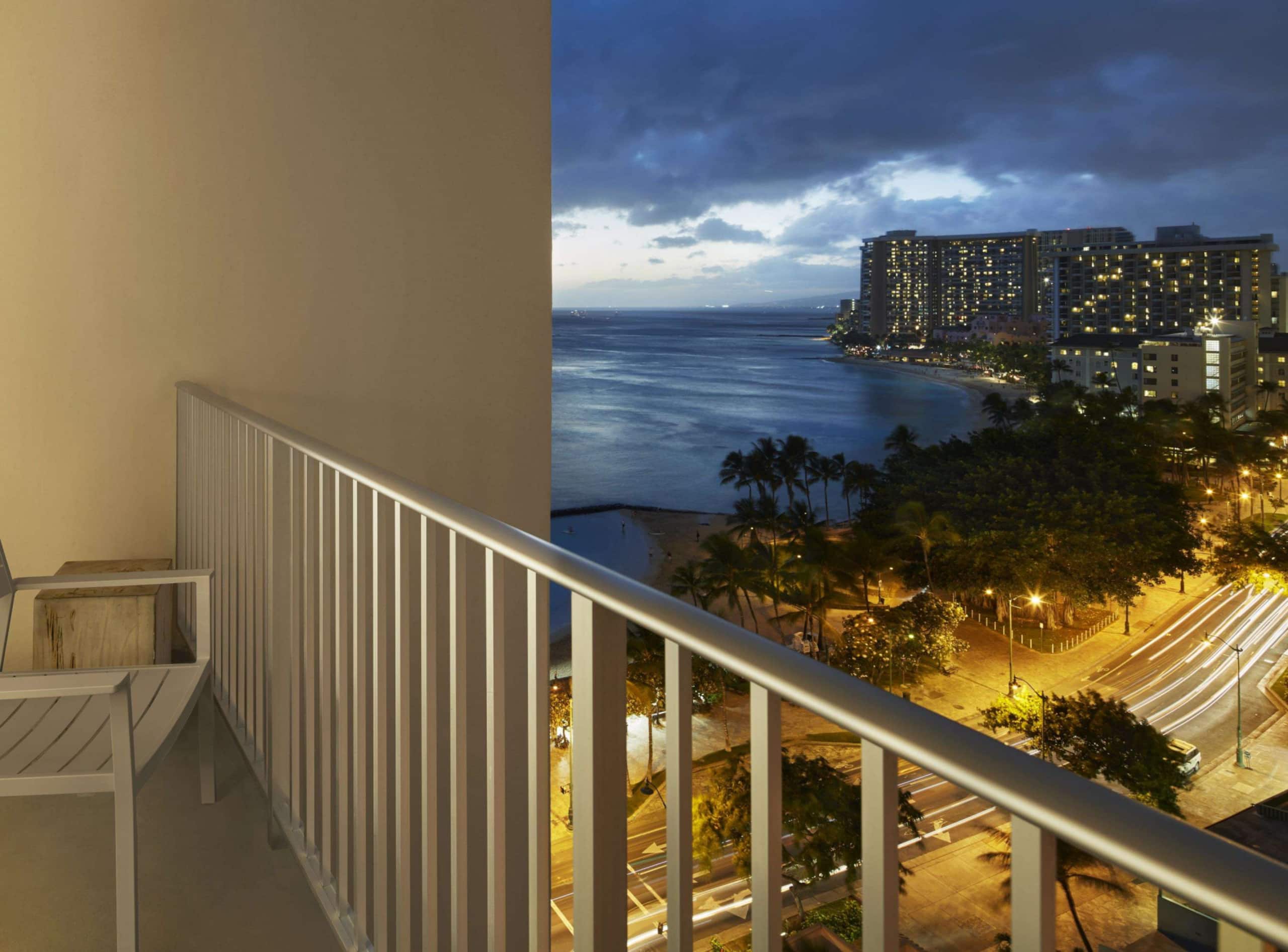 Hotel in Honolulu · ★4.68 · 1 bedroom · 2 beds · 1 private bath - Image 3