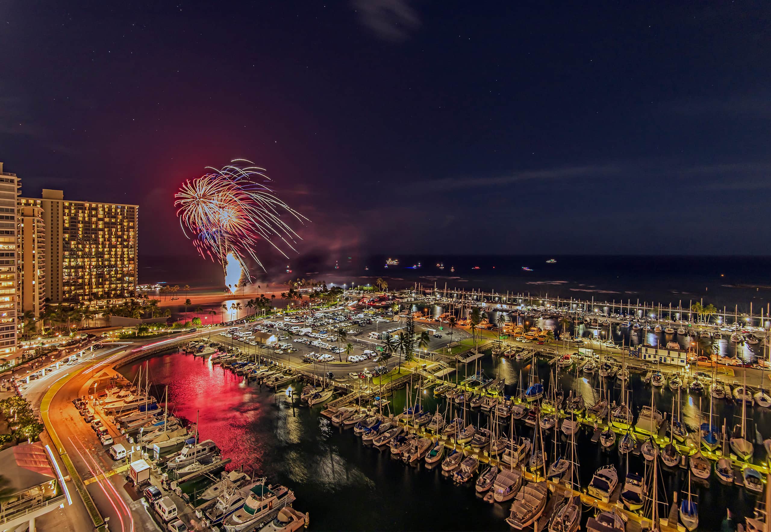 Ocean-Marina and Fireworks Views at Ilikai Marina - Image 22
