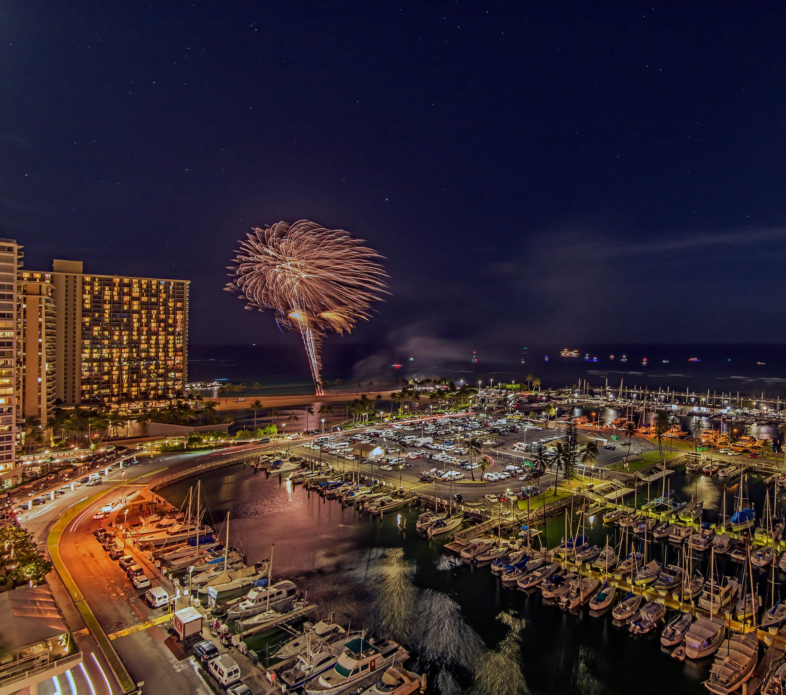Ocean-Marina and Fireworks Views at Ilikai Marina - Image 31