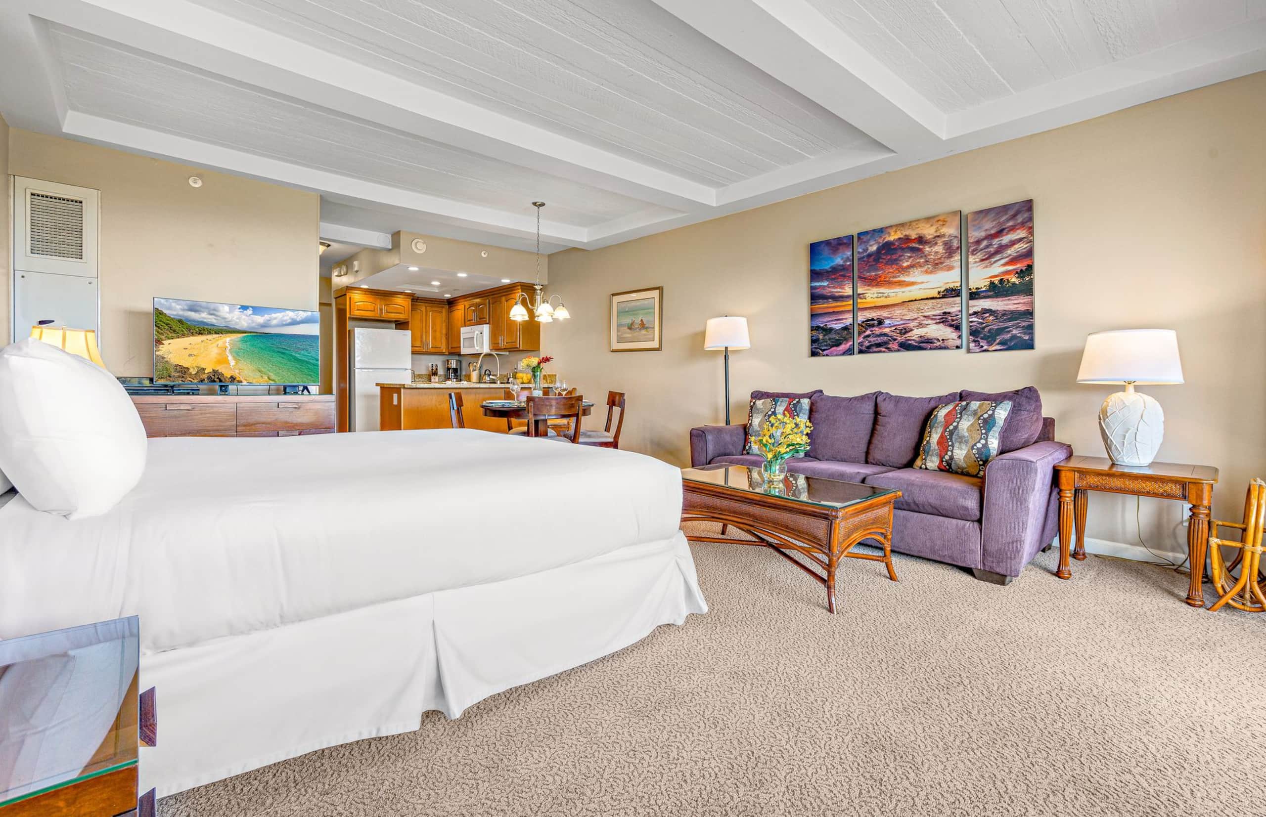 Condo in Lahaina · ★4.67 · Studio · 2 beds · 1 bath - Image 5
