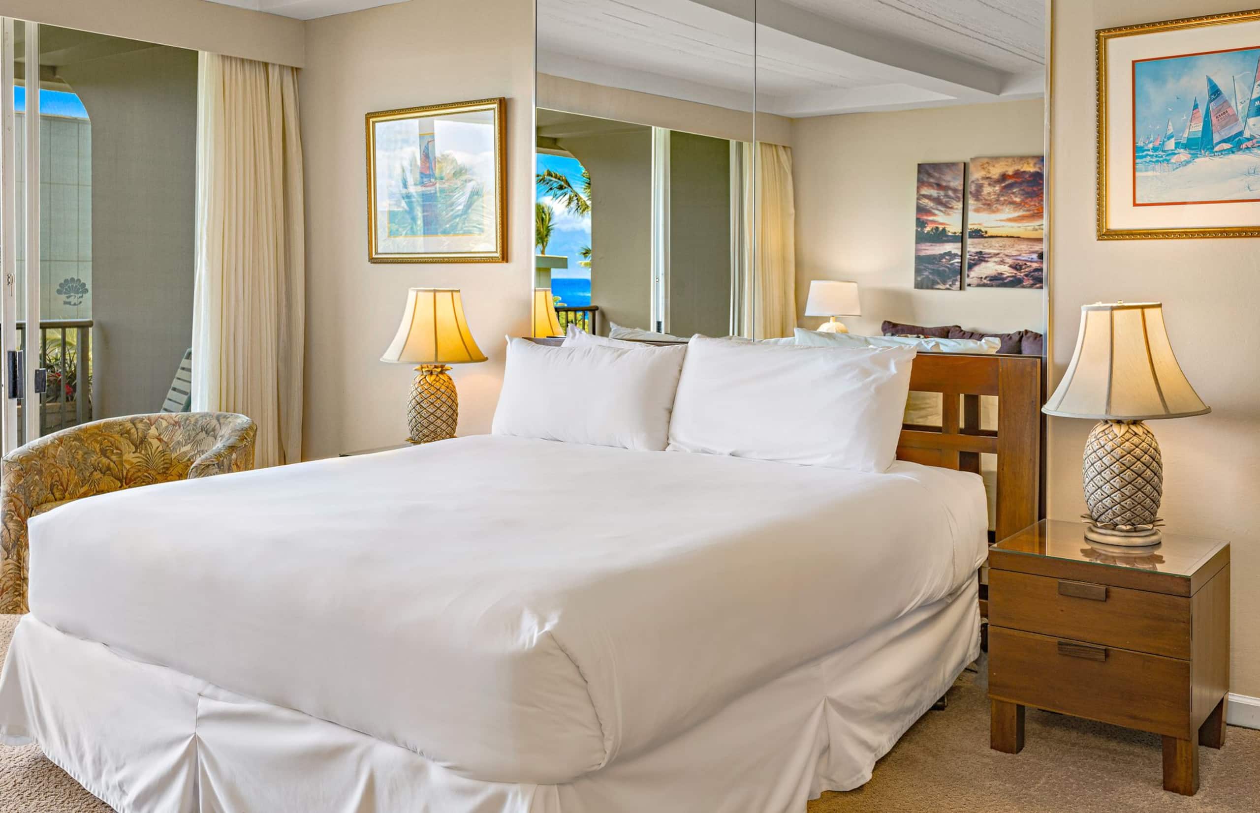 Condo in Lahaina · ★4.67 · Studio · 2 beds · 1 bath - Image 4