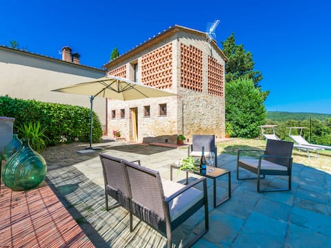 Annuncio Airbnb popolare: Il Fienile di Leo by Interhome a San Gimignano