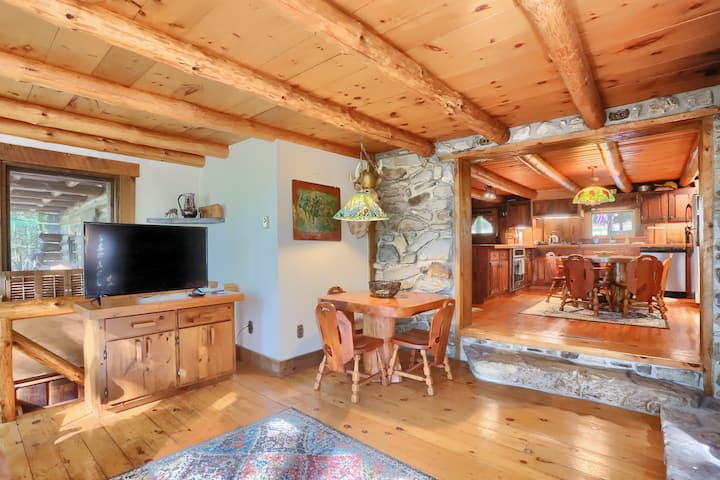 15% Off Summer Special|log Home |Wifi |Pavilion - スライゴー, PA