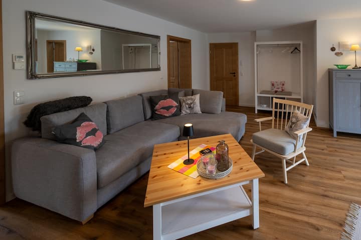Ferienwohnung Mit Balkon (Fw Reesberg-stube) - Gersfeld