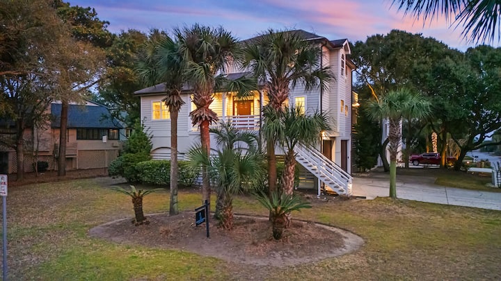 Short Stays! Dog Friendly, Steps To Beach On Iop! - Isle of Palms, SC