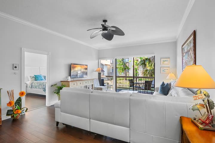 Our House At The Beach Saltwater Retreat - Siesta Key, FL