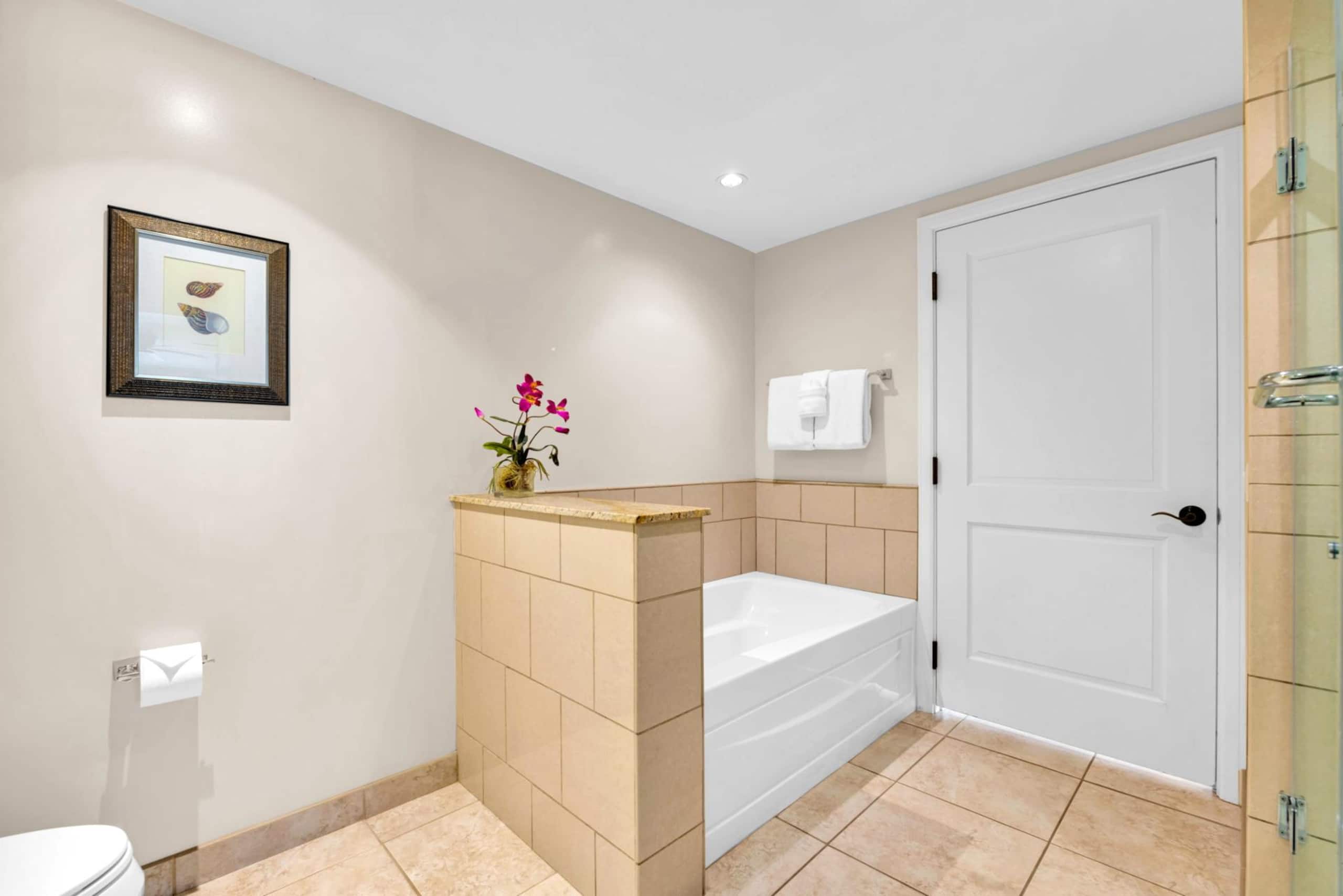 Condo in Lahaina · ★4.67 · 2 bedrooms · 4 beds · 2 baths - Image 36