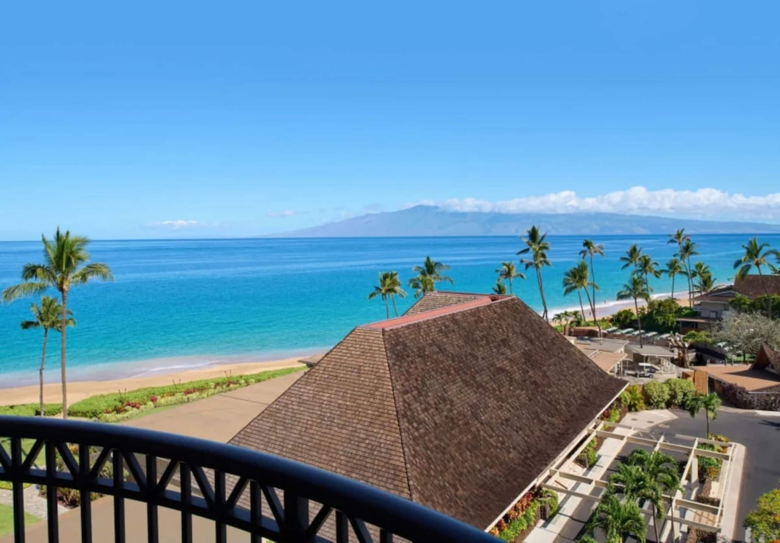 Hotel in Lahaina · ★4.8 · 1 bedroom · 1 bed · 1 private bath - Image 3
