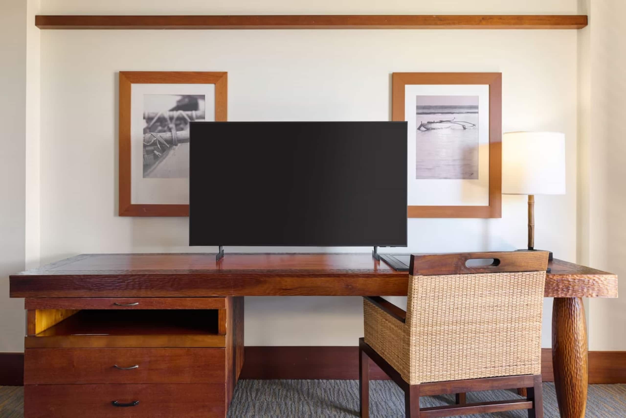 Hotel in Lahaina · ★4.8 · 1 bedroom · 1 bed · 1 private bath - Image 8