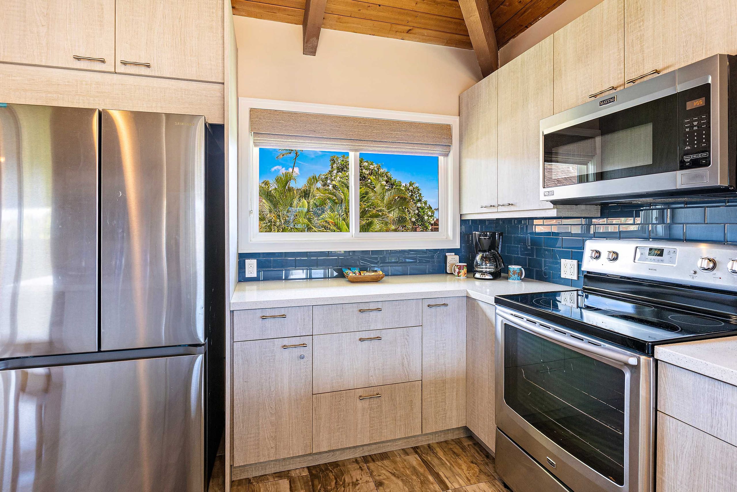 Townhouse in Lahaina · ★5.0 · 2 bedrooms · 3 beds · 2.5 baths - Image 14