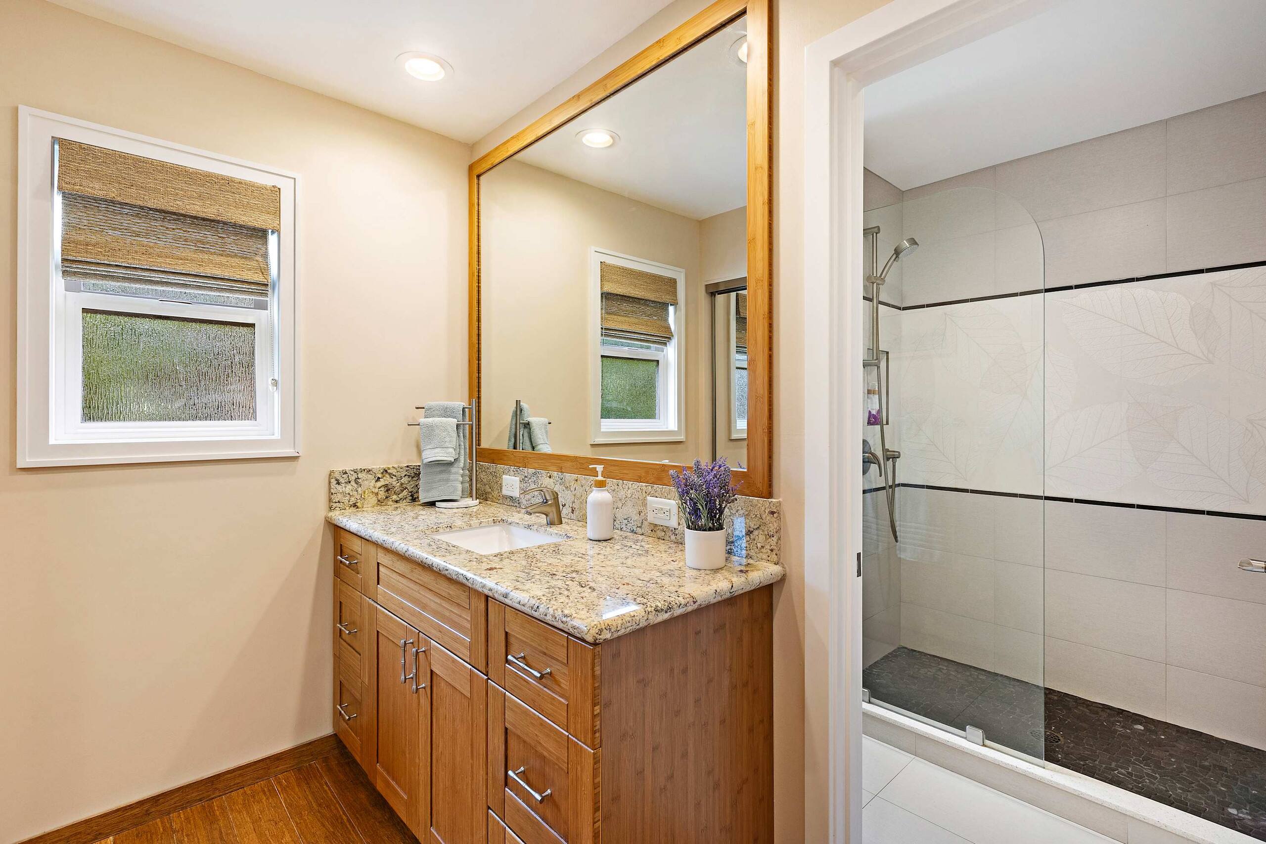 Townhouse in Lahaina · ★5.0 · 2 bedrooms · 3 beds · 2.5 baths - Image 23