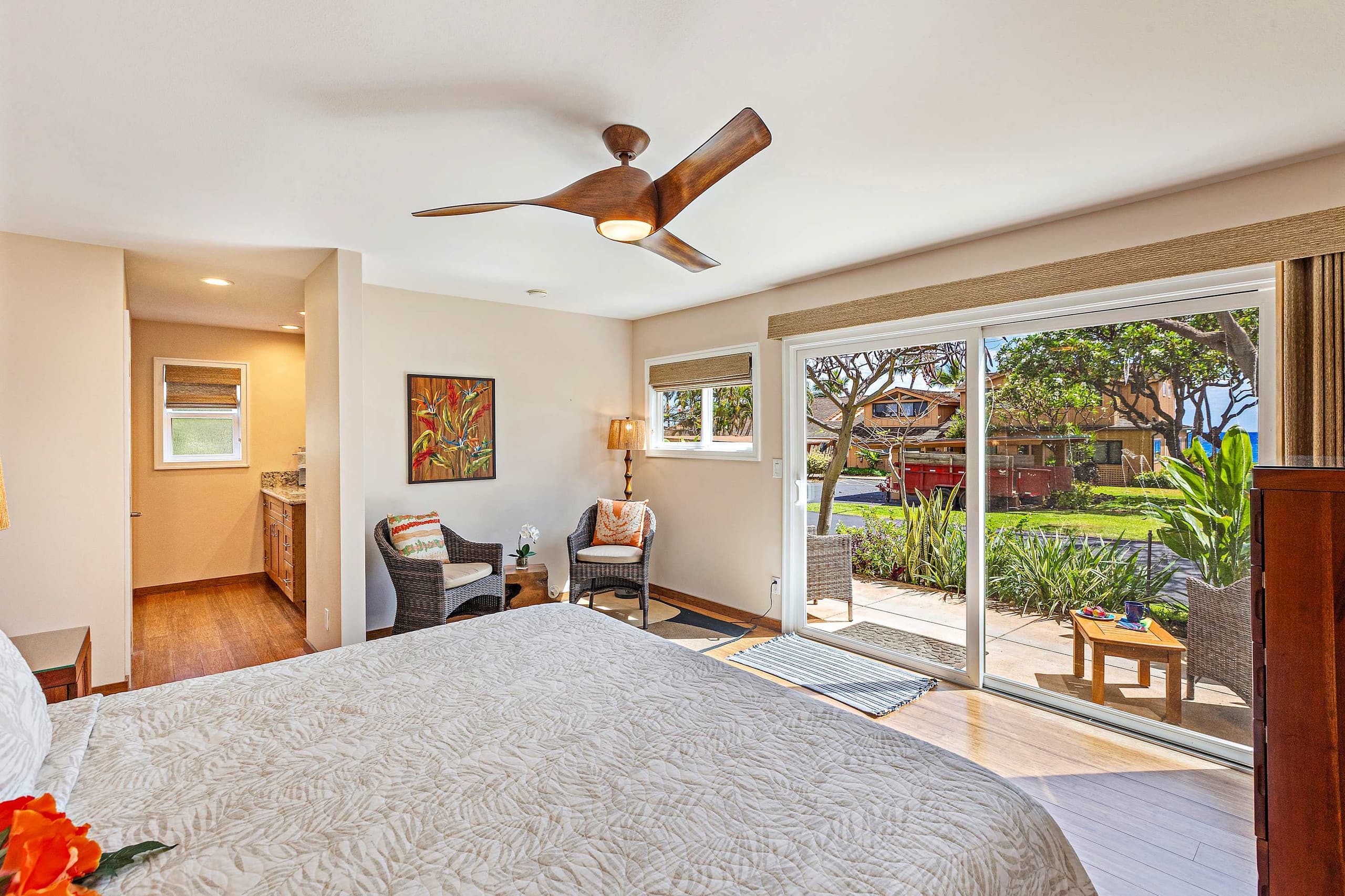 Townhouse in Lahaina · ★5.0 · 2 bedrooms · 3 beds · 2.5 baths - Image 17