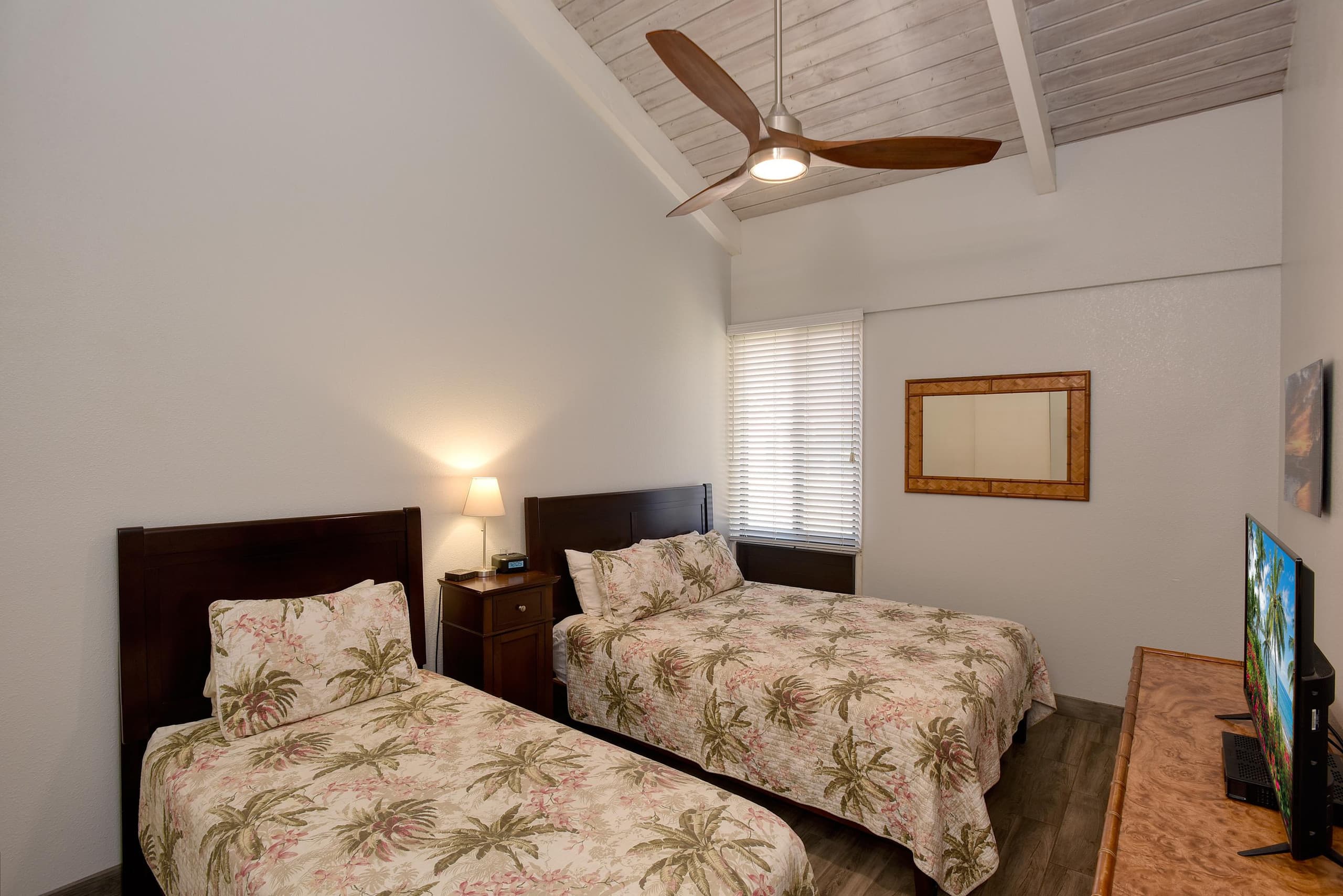 Condo in Kihei · ★4.8 · 2 bedrooms · 3 beds · 2 baths - Image 19