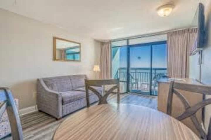 Ocean Front One Bedroom - Landmark 641 - Public Beach, SC
