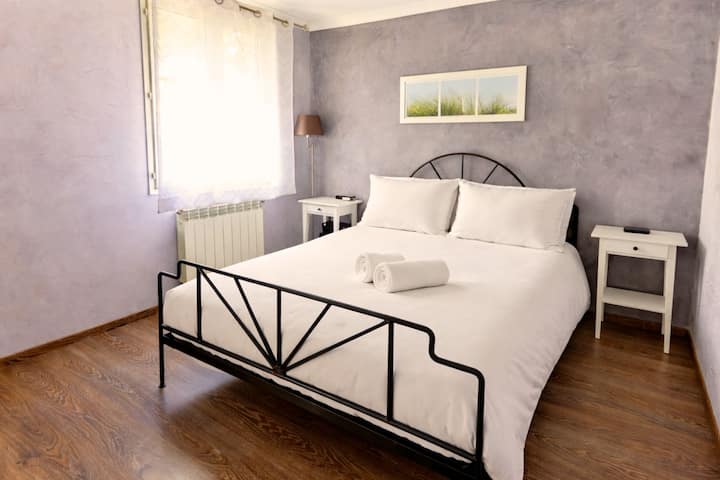 Светла и удобна стая.