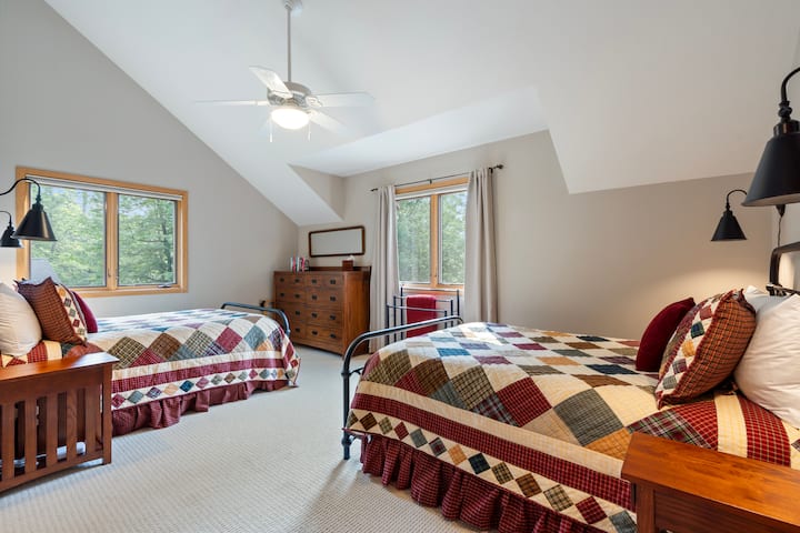 Ორადგილიანი სრული საძინებელი: ზედა დონე