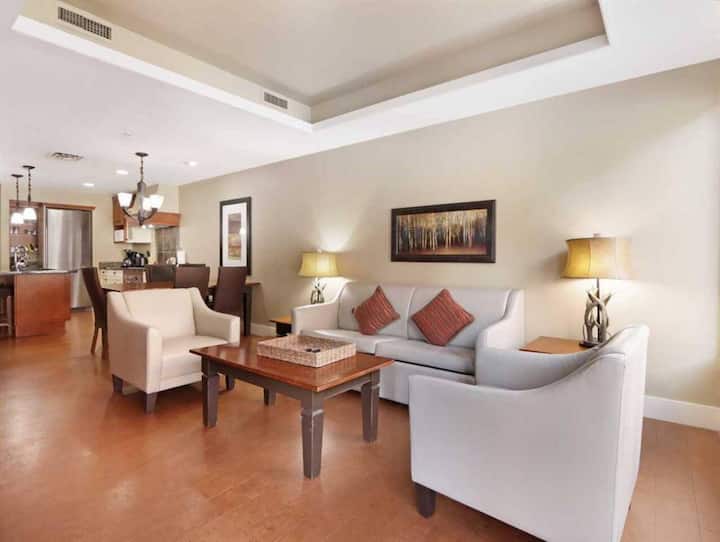 Canmore/banff Condo: Solara Resort & Mountain View - Canmore