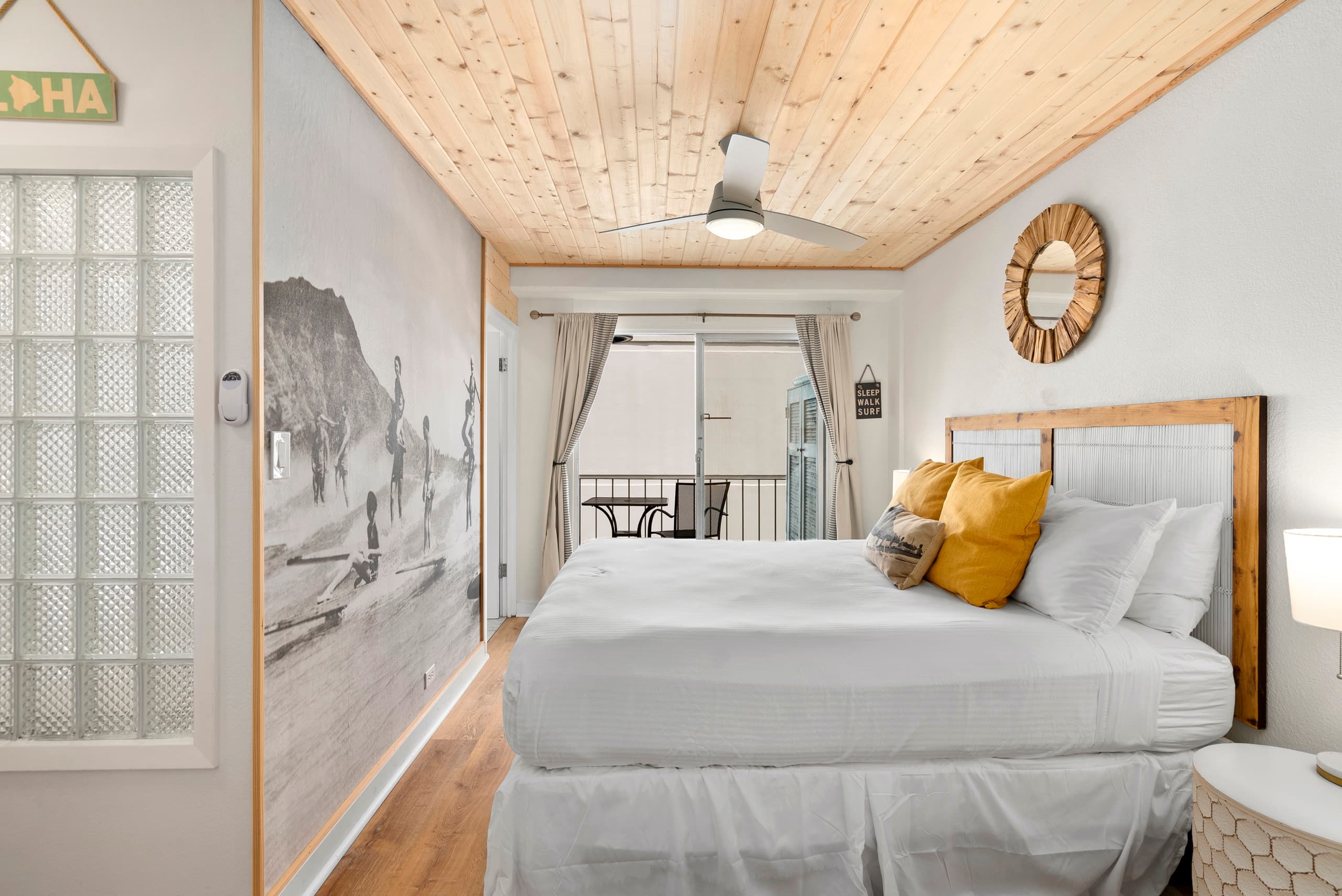 Remodeled Hawaiian Vacation Condo by Waikiki Beach - Image 20