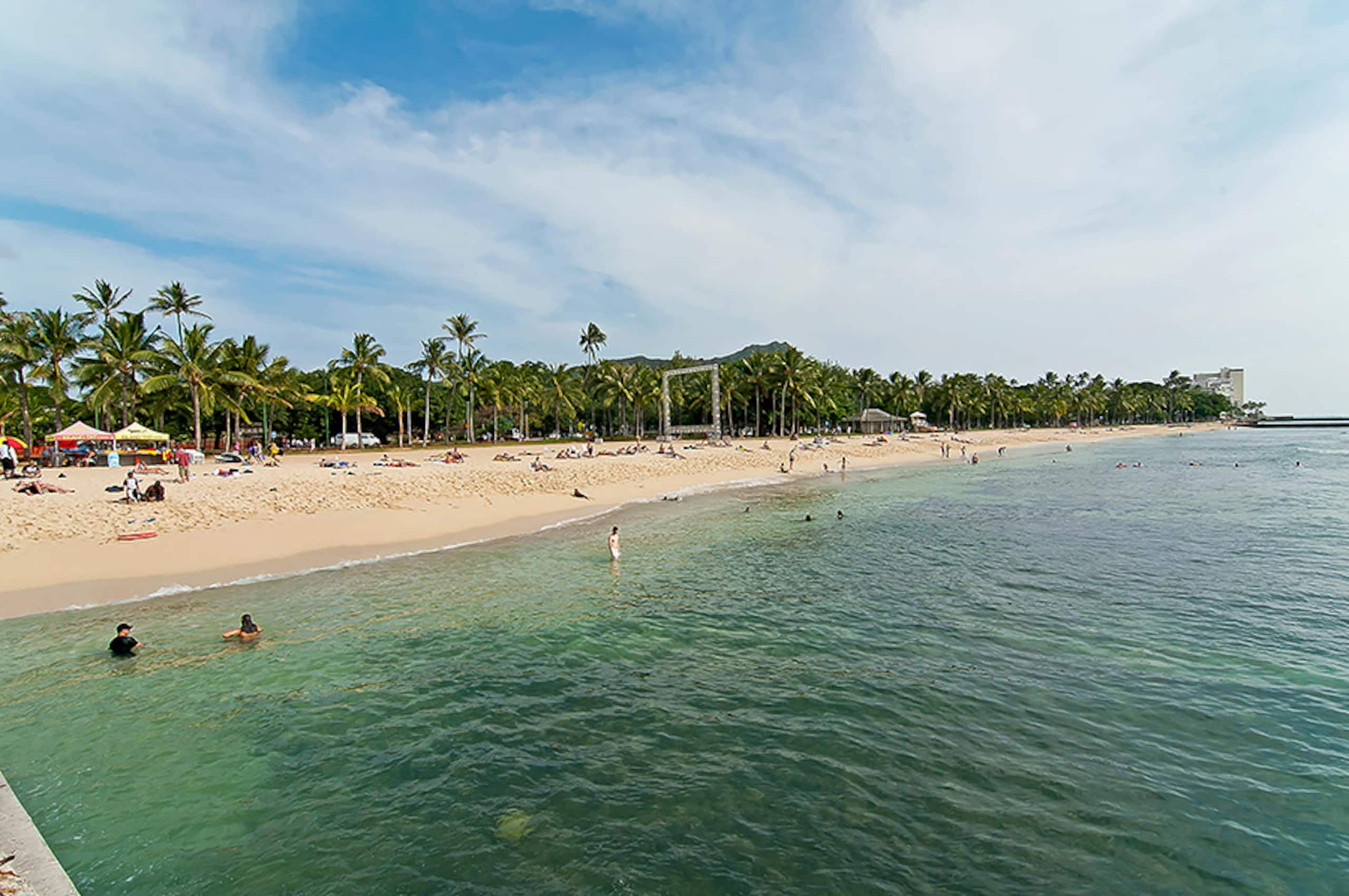 Oceanfront Family Bliss at the Waikiki Beach Tower - Image 40