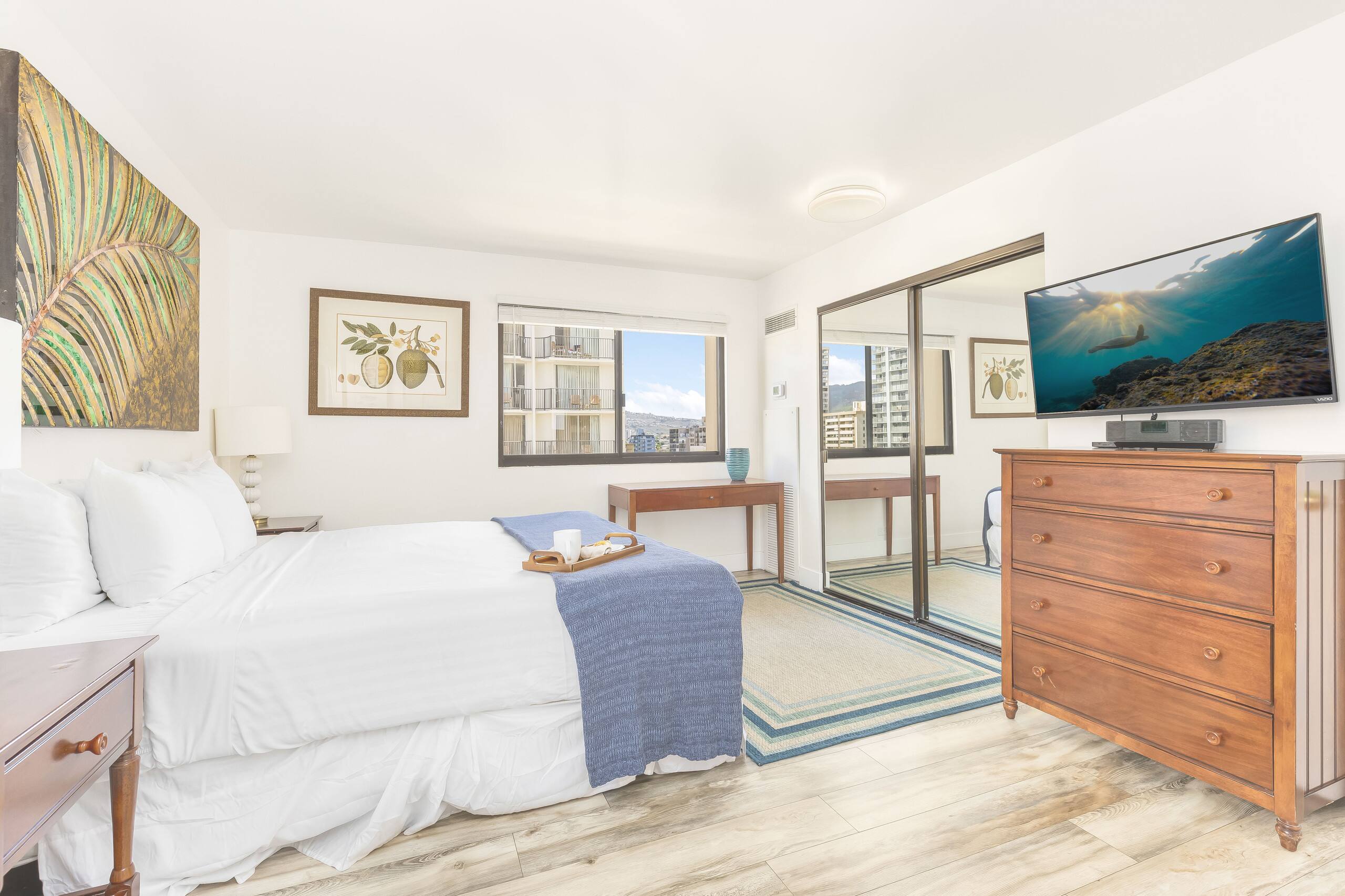 Ocean View Paradise Escape at Waikiki Beach Tower - Image 18