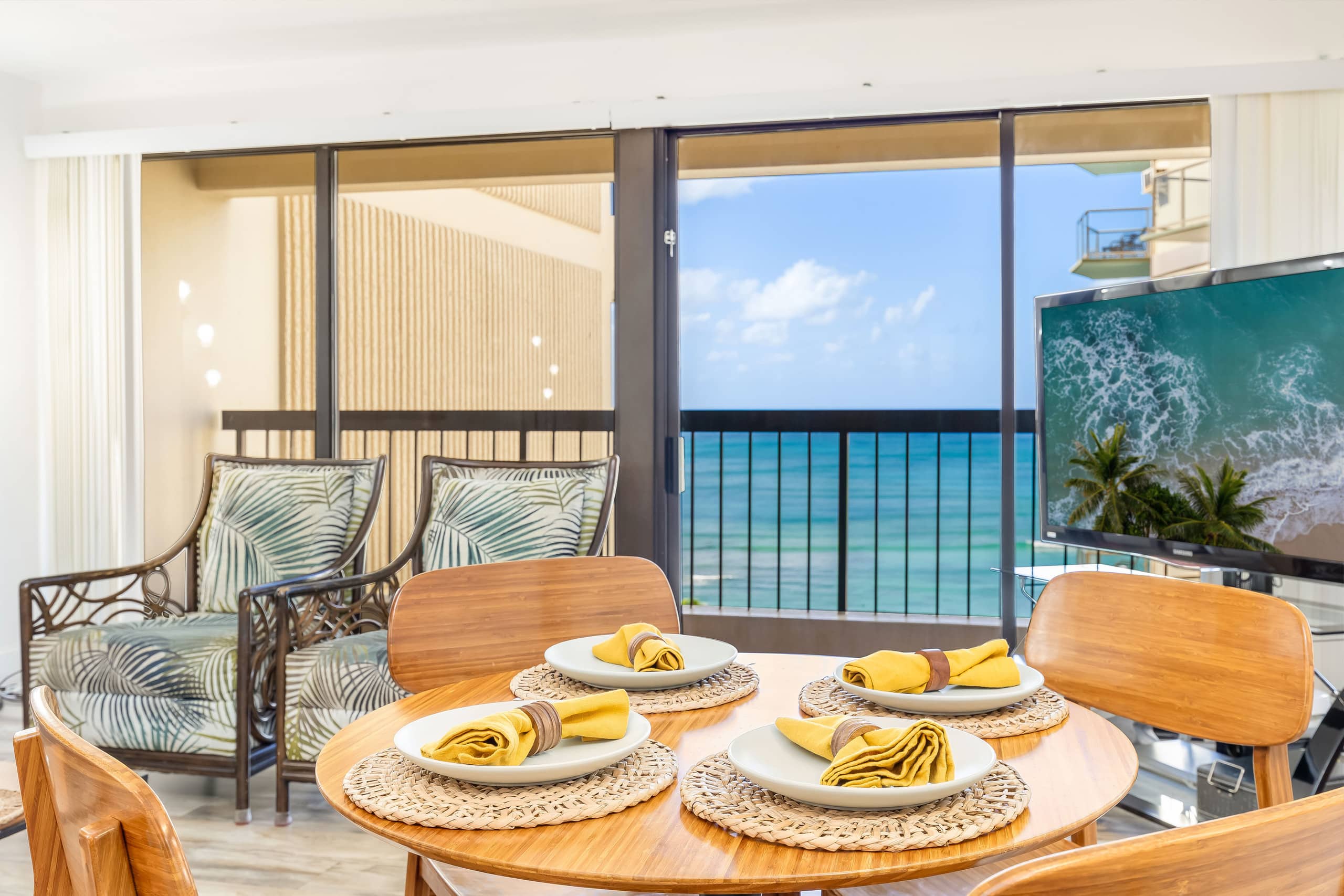 Ocean View Paradise Escape at Waikiki Beach Tower - Image 12