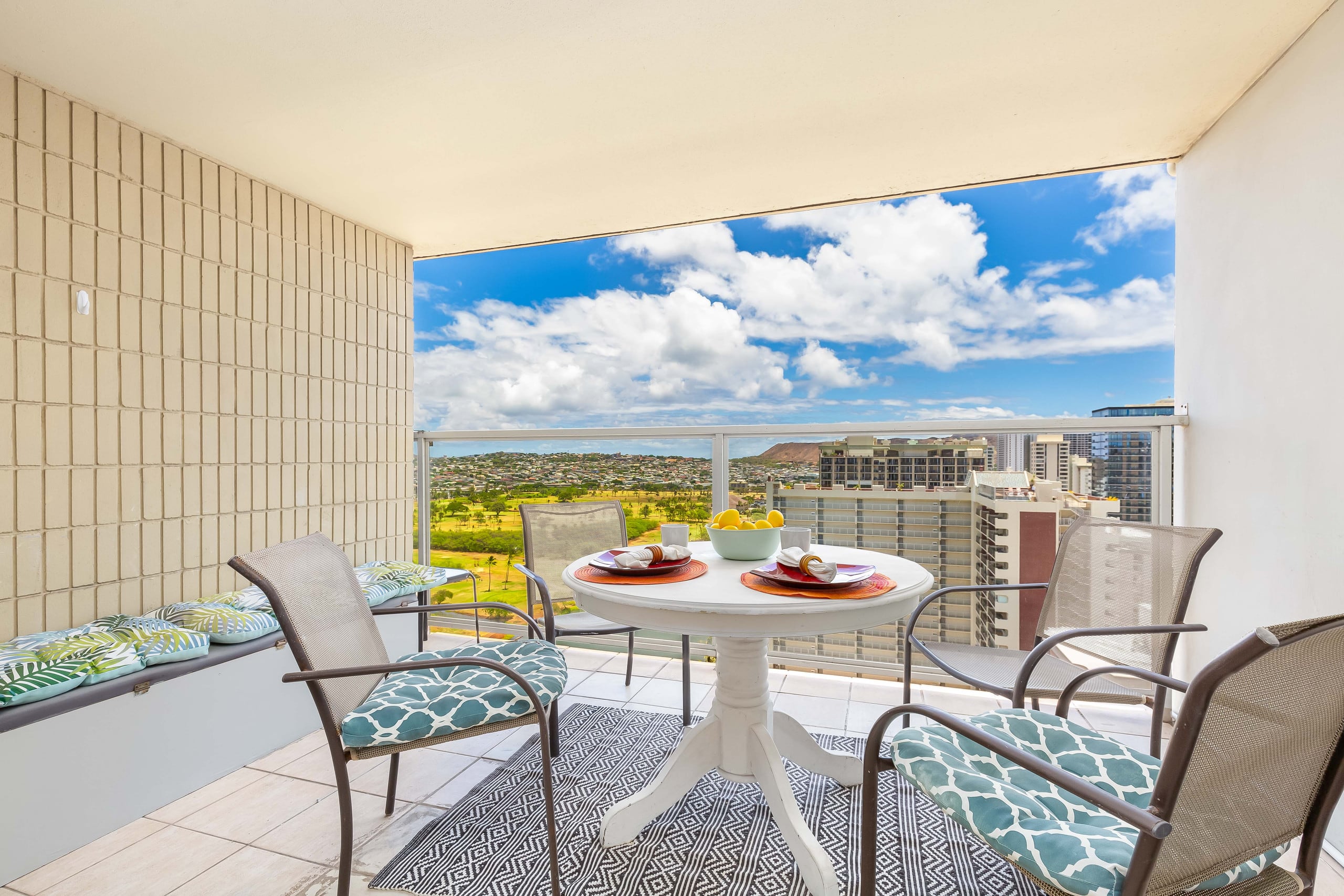 Ocean-Golf Course Couples Retreat at Island Colony - Image 10