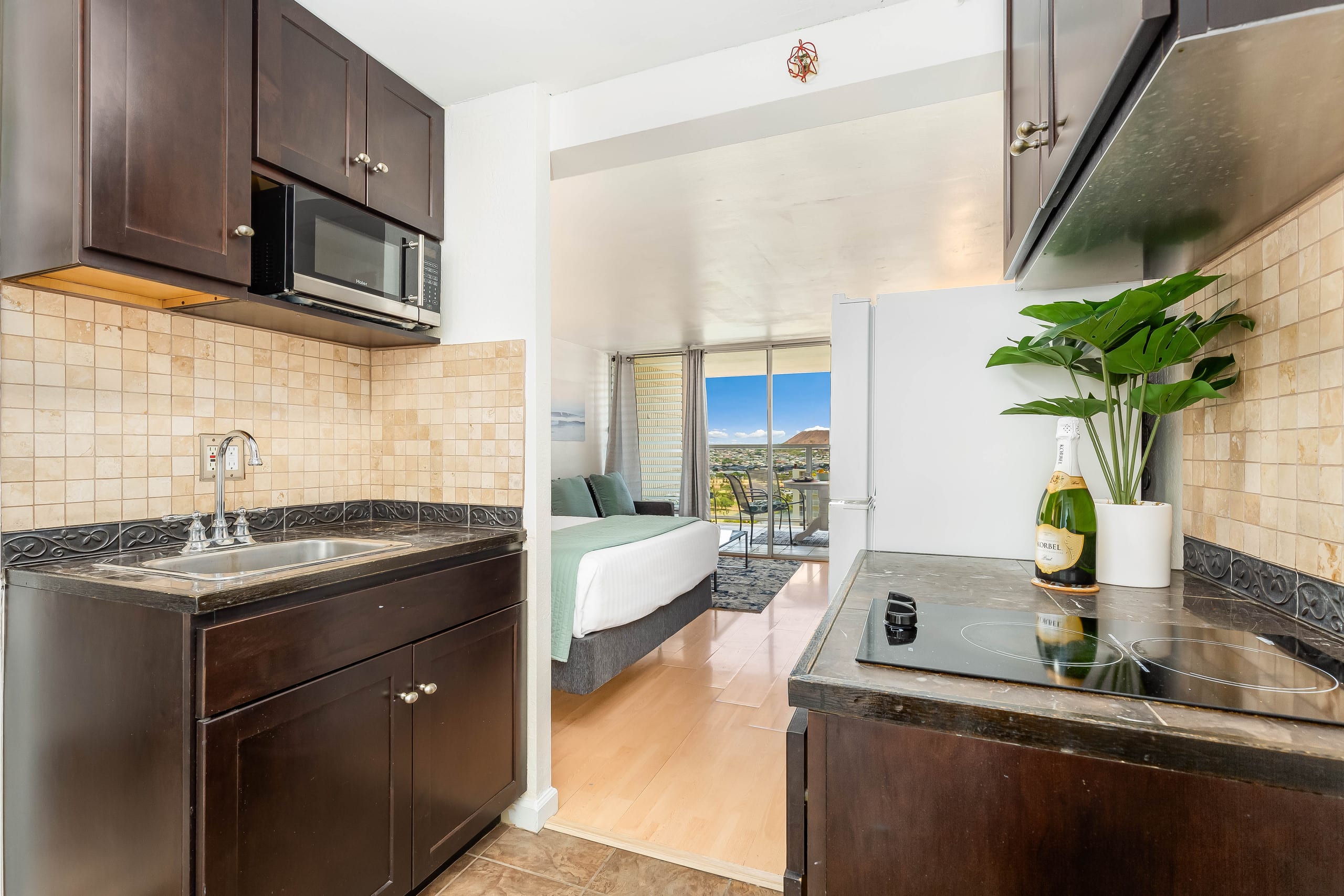Ocean-Golf Course Couples Retreat at Island Colony - Image 5