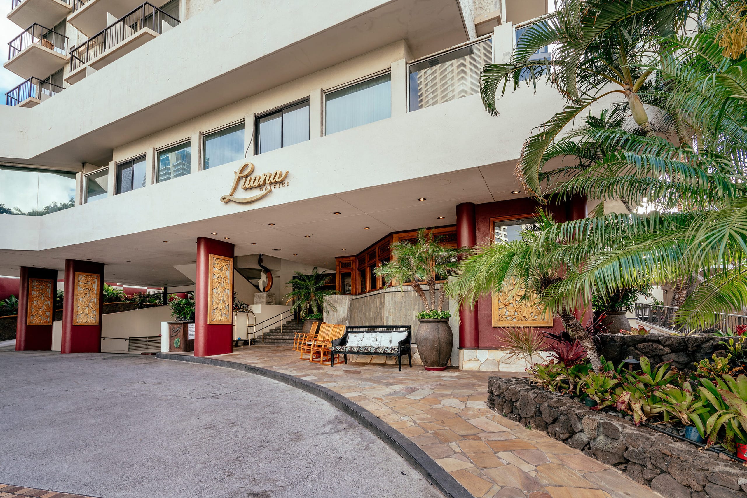 Partial Ocean & Park Views Condo at Luana Waikiki - Image 21