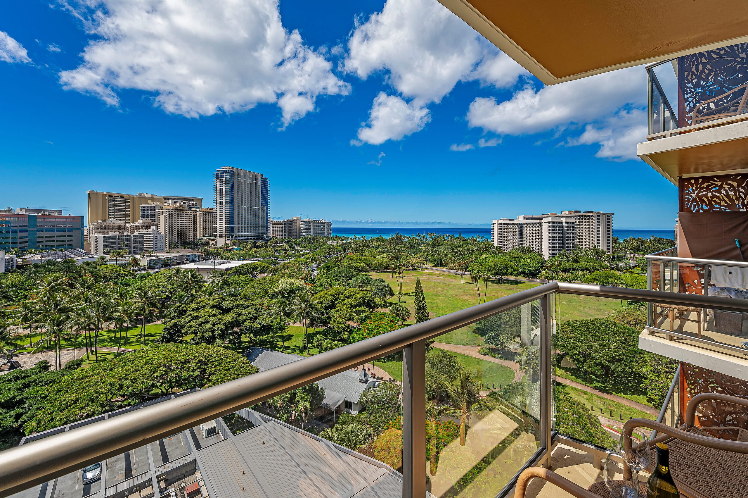 Partial Ocean & Park Views Condo at Luana Waikiki - Image 8