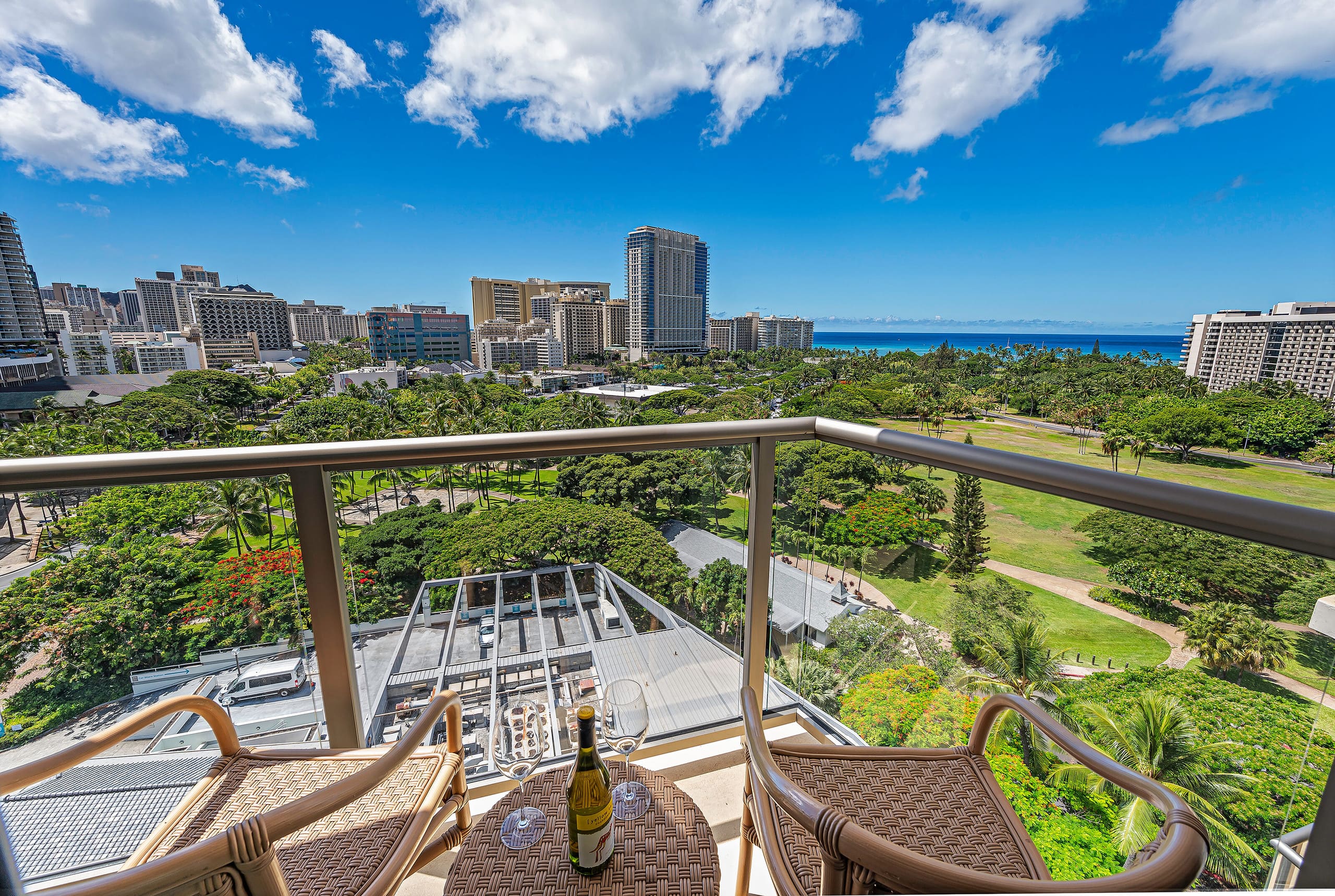 Partial Ocean & Park Views Condo at Luana Waikiki - Image 1