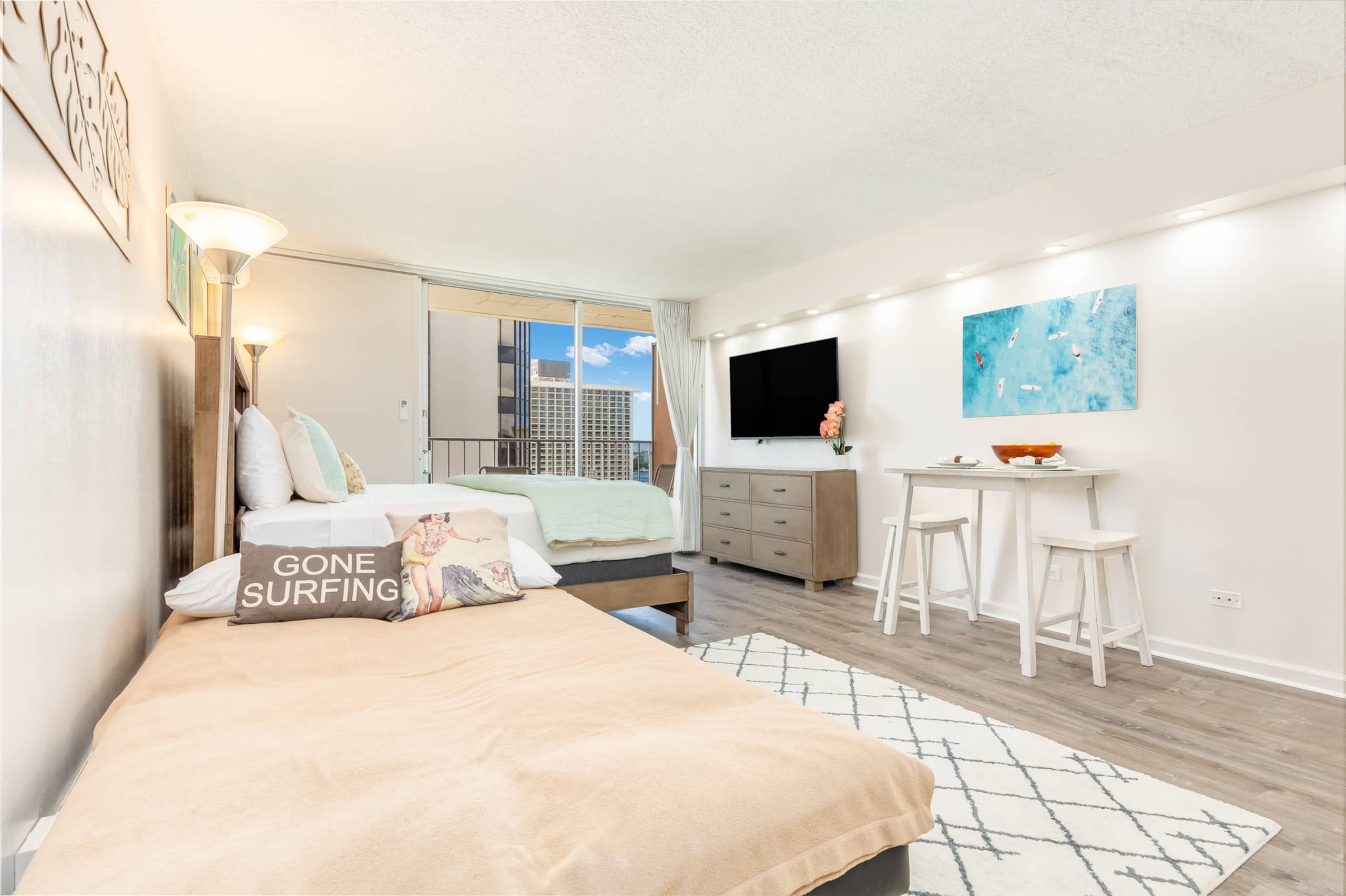 Ocean-MT Renovated Marine Surf Condo by the Beach - Image 23