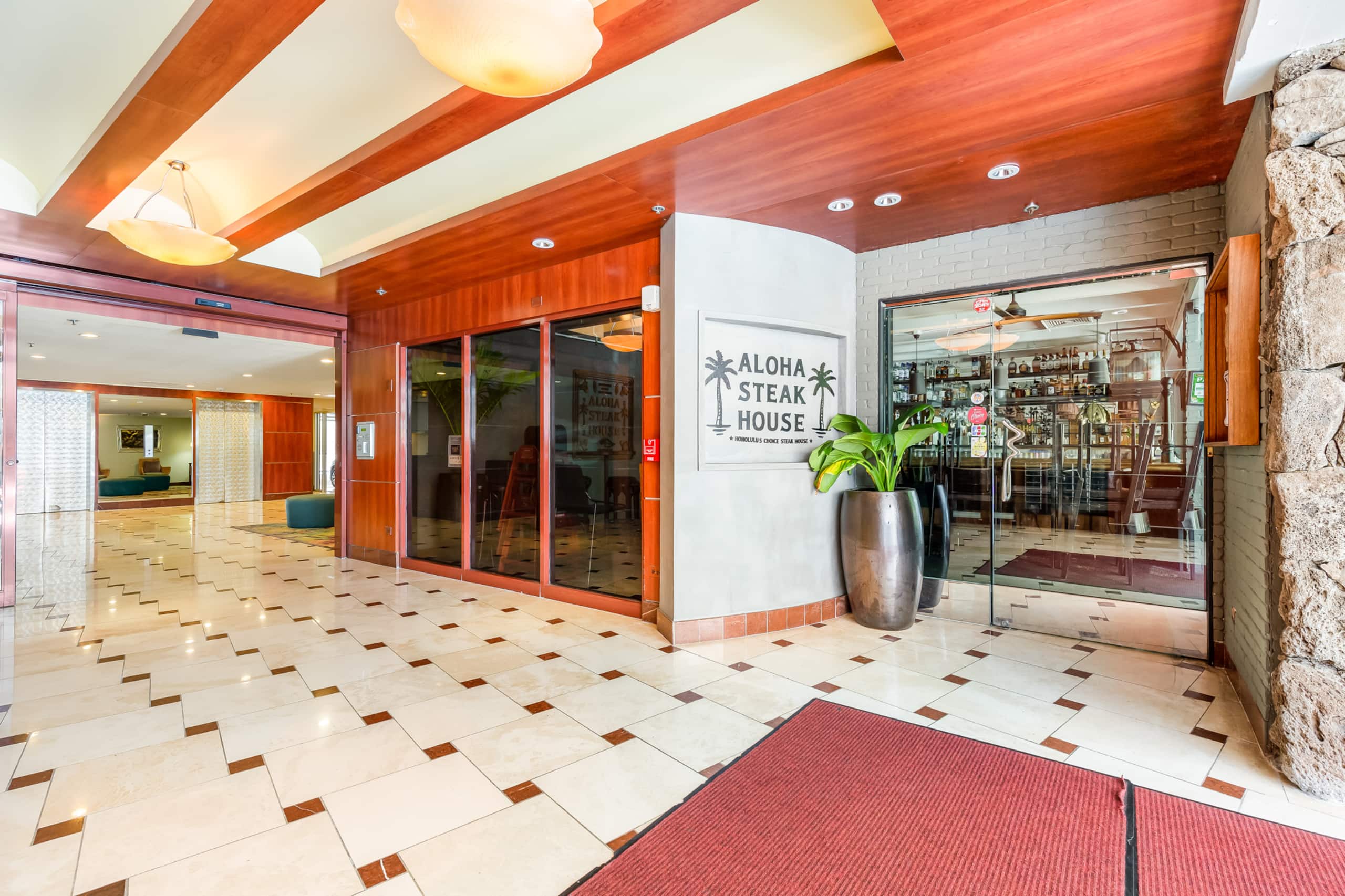 Ocean-MT Renovated Marine Surf Condo by the Beach - Image 24
