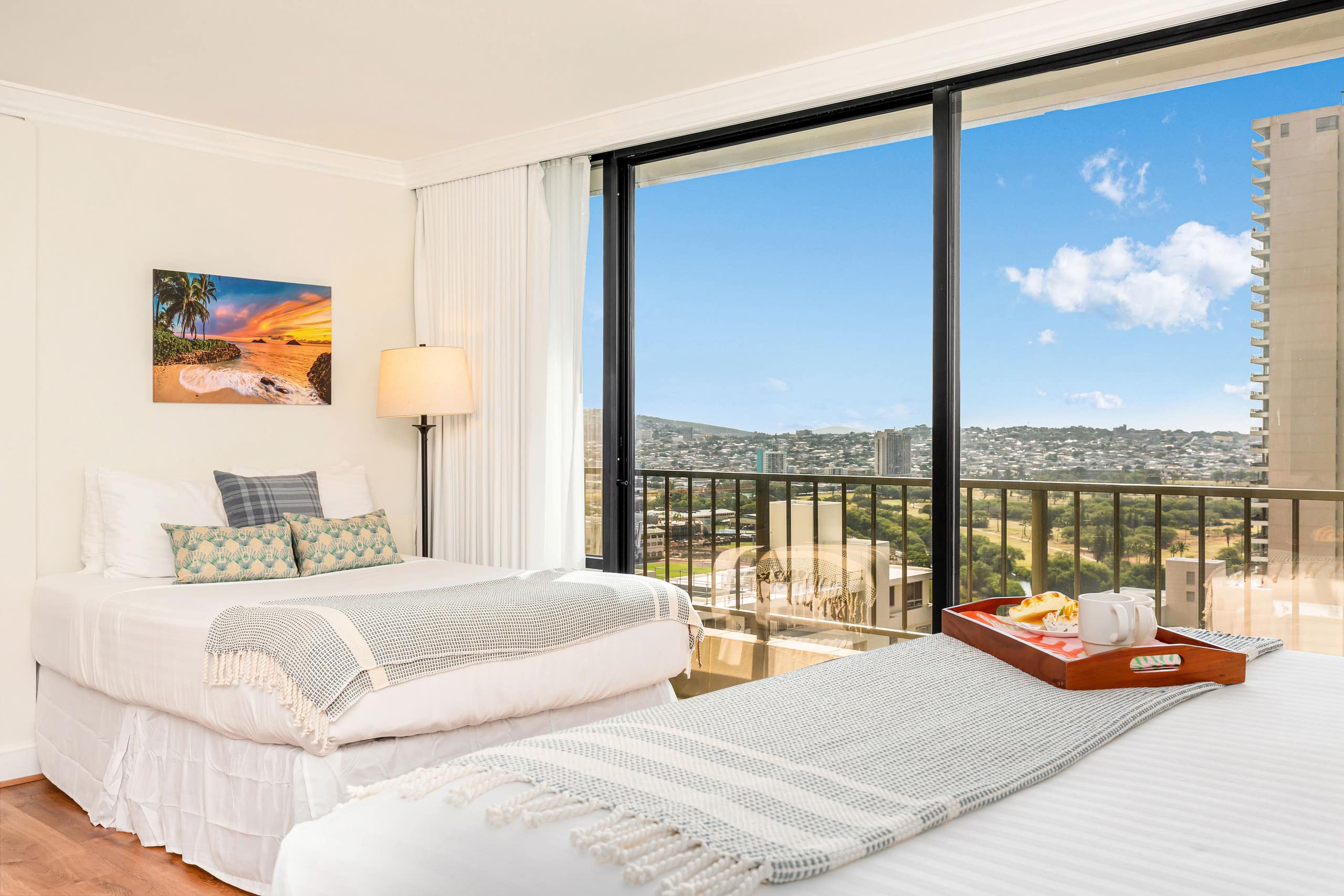 Ocean and Mountain Views Condo at the Royal Garden - Image 21