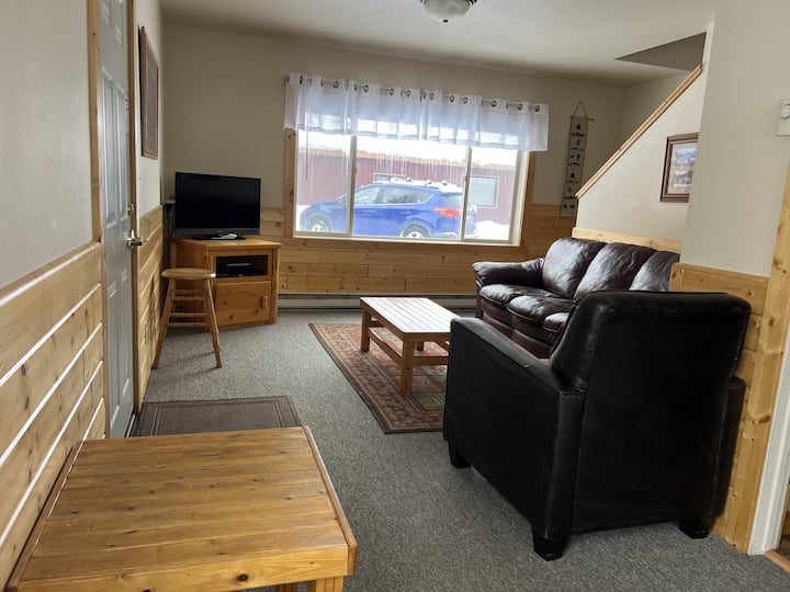 Grayling Creek Cabin 122b - 웨스트 엘로스톤