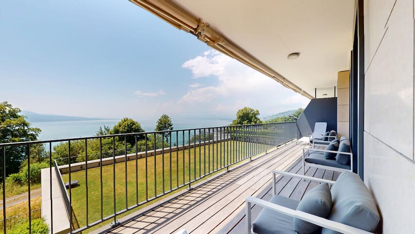 Superb lakeview flat – in the heart of Lavaux