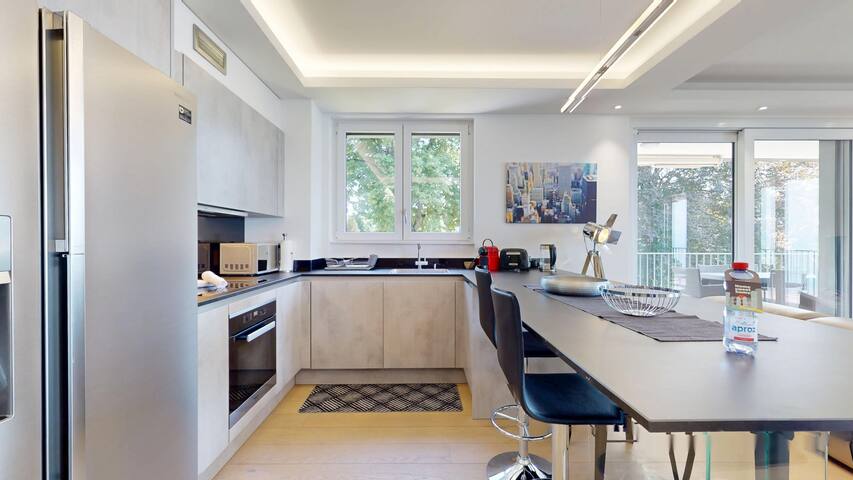 Superb lakeview flat – in the heart of Lavaux gallery image 5