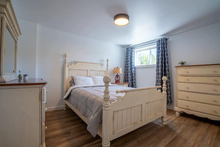 Drejtori i Chambre - Lit queen-size