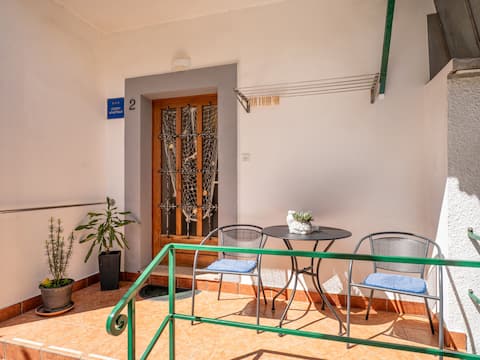 Successful Airbnb property: Banina by Interhome in Ika
