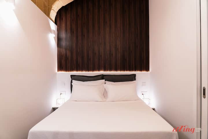 Spálňa s manželskou posteľou